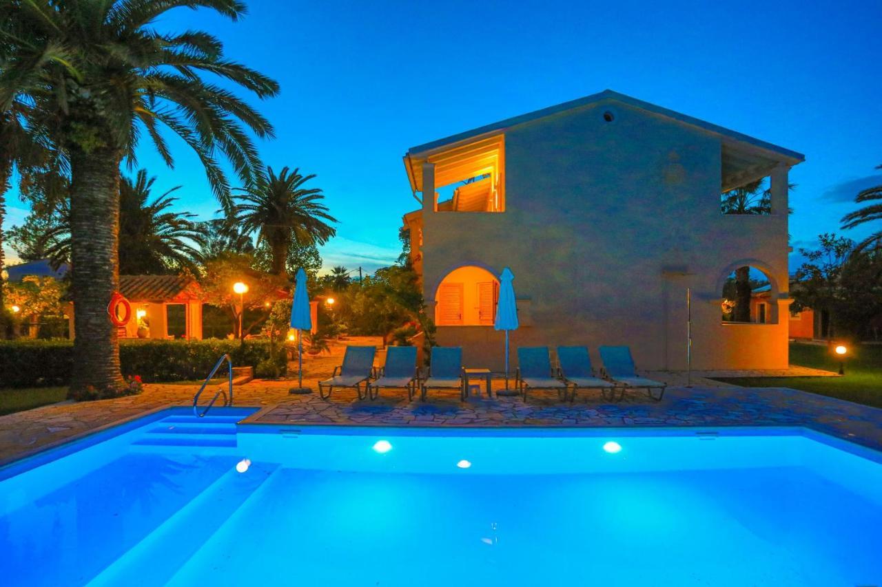 Villa Marina Mare อาคาราวี ภายนอก รูปภาพ
