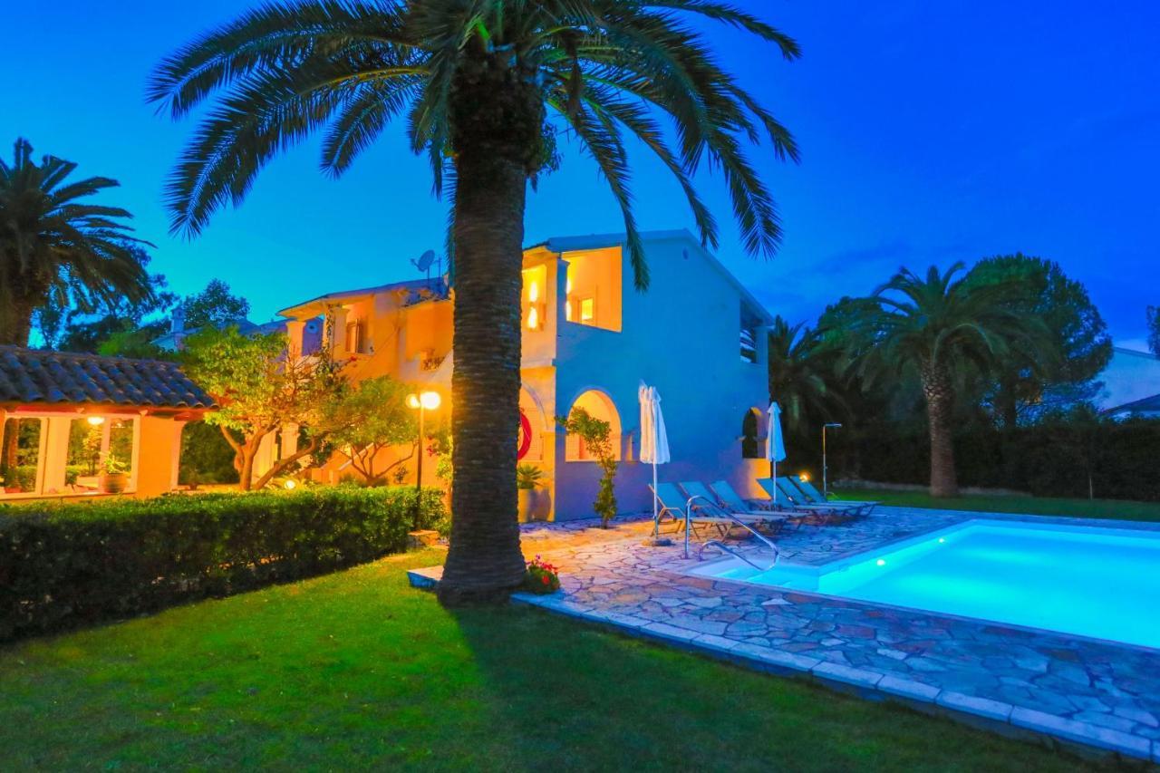 Villa Marina Mare อาคาราวี ภายนอก รูปภาพ
